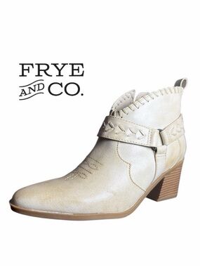 Frye and Co. Women's Cream Palma Stacked‎ Heel Boots - Size 6M